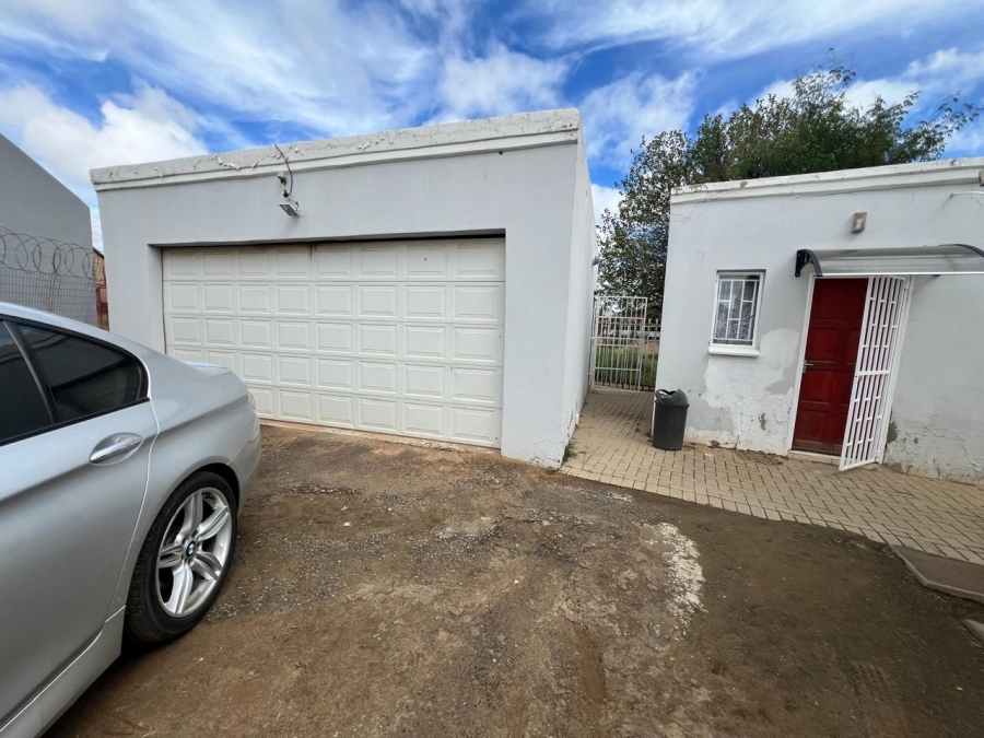 5 Bedroom Property for Sale in Blomanda Free State